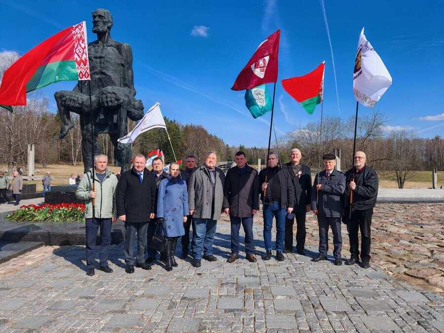 Удзел БДАМЛМ у акцыі памяці «Прыйдзі і пакланіся»