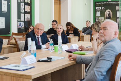 Удзел БДАМЛМ у Круглым стале «Вучоны – наватар, педагог, воін (да 100-годдзя з дня нараджэння доктара гістарычных навук, прафесара К.Б.Гельмана-Вінаградава)»