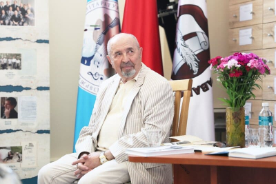 Сустрэча з пісьменнікам Н.Я.Гальпяровічам у БДАМЛМ