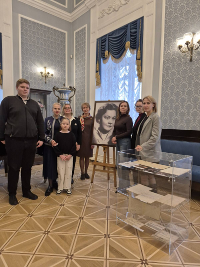 Торжественное открытие выставки «Ирина Жданович. Женщина и сцена»