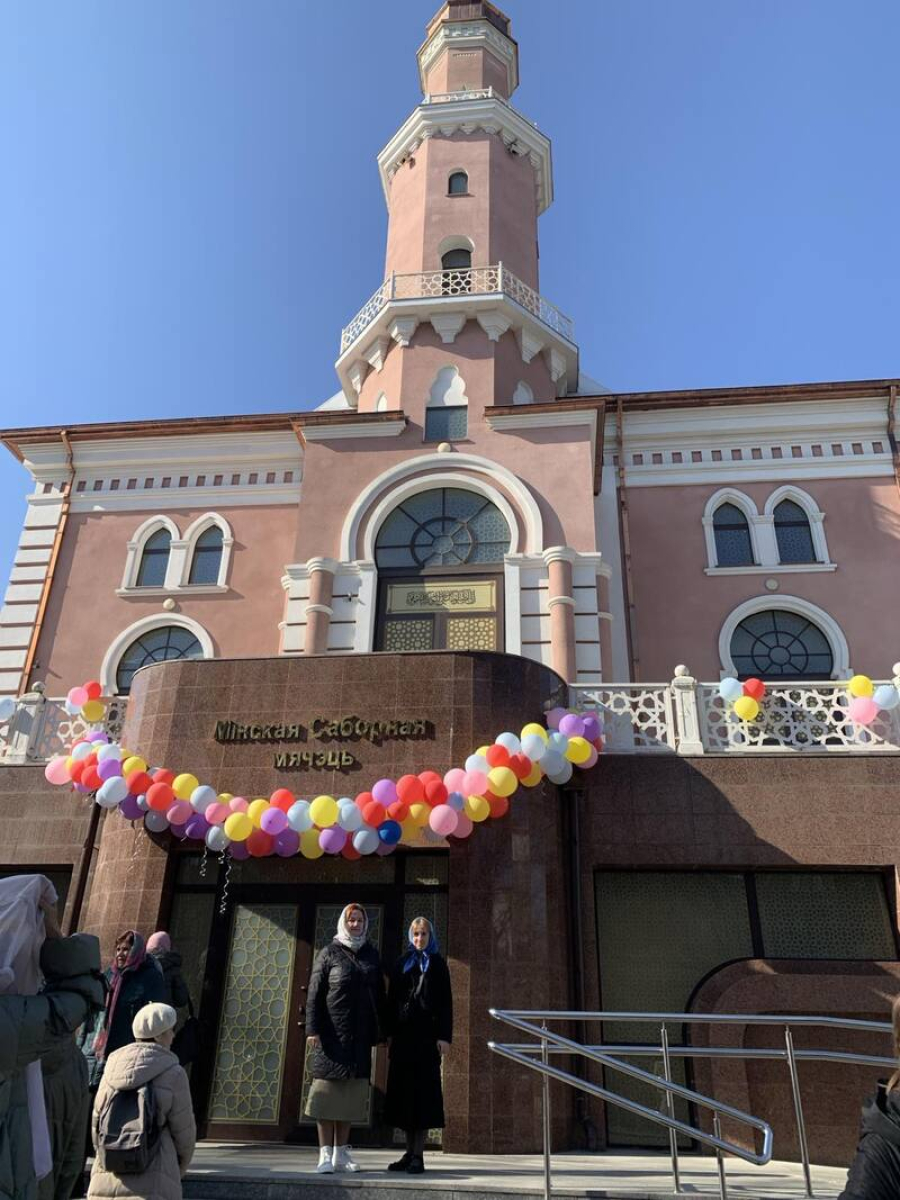 БДАМЛМ наведаў Музей іслама і Саборную мячэць