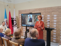 Выставка документов БГАМЛИ к юбилею Ивана Мележа