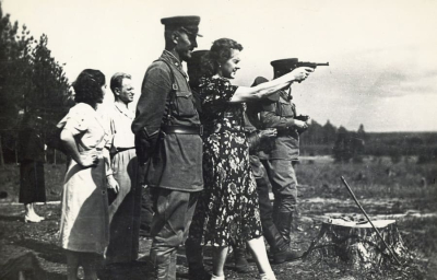 Вайна прайшла скрозь іх сэрцы