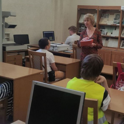 Летні школьны лагер «Светлячок» у Беларускім дзяржаўным архіве-музеі літаратуры і мастацтва