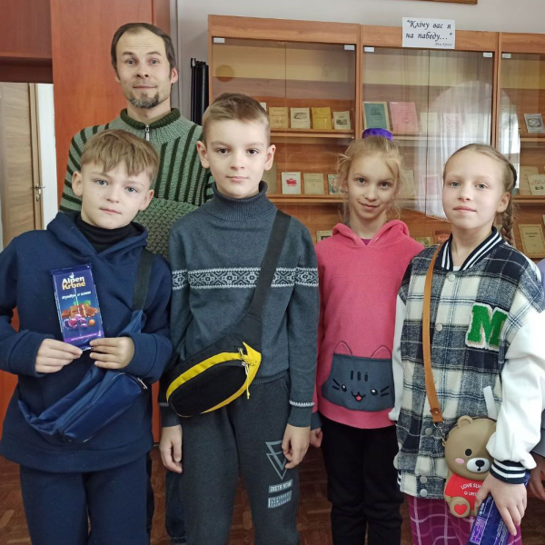 Экскурсія для навучэнцаў у Беларускім дзяржаўным архіве-музеі літаратуры і мастацтва