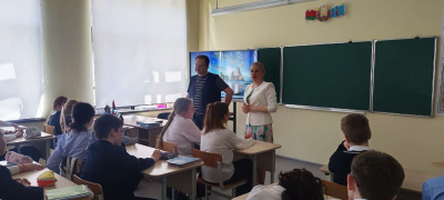 БДАМЛМ на ўроку з дэманстрацыяй фільма "Крэпасць-герой"
