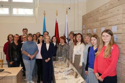 БДАМЛМ віншуе з Днём архівіста